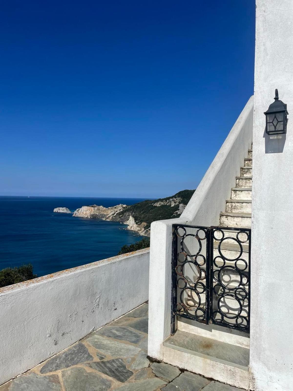 Allure Luxury Villas 3&4 Serenity Retreat Moni Evaggelistrias Eksteriør billede